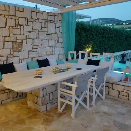 Villa Dinos