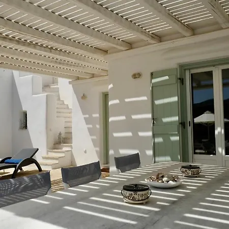 Villa Dinos *
