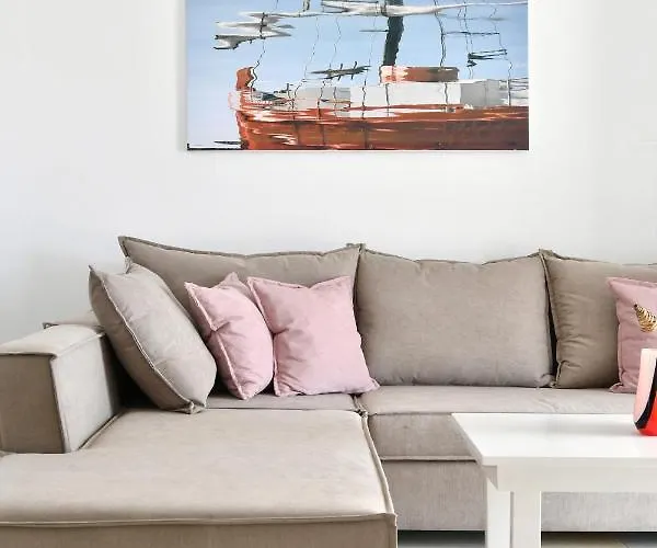 Вилла Dinos Алики